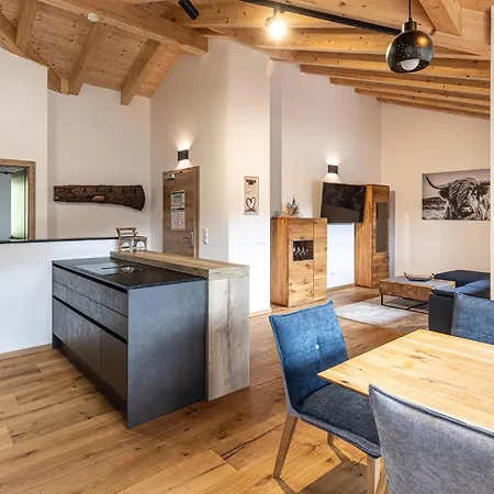 Apartment 2 Bedroom Stunning In Rubach Am Pass Gschtt Russbach am Pass Gschuett